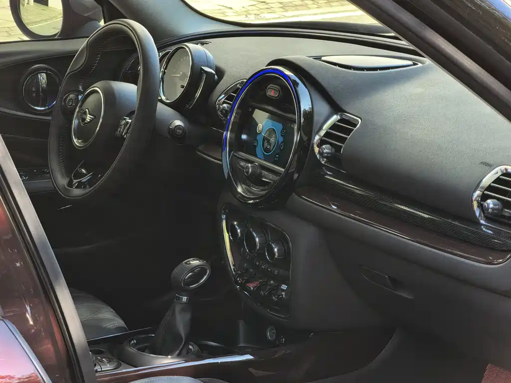 MINI Mini Clubman — фото 7