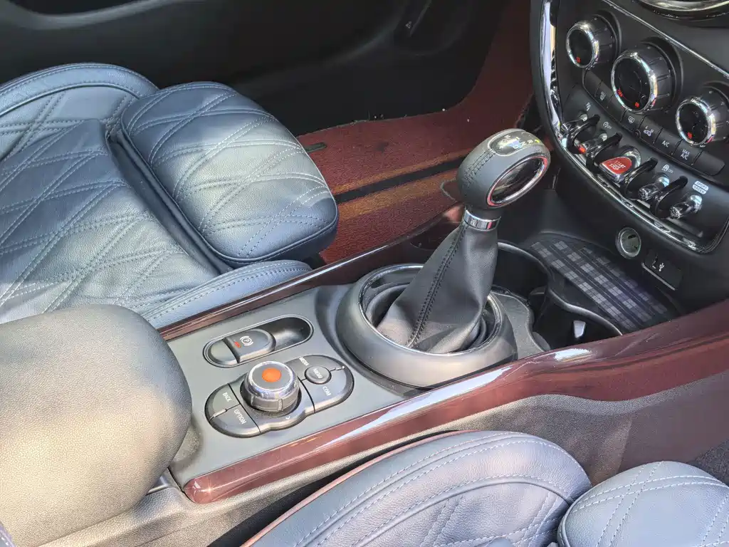 MINI Mini Clubman — фото 8