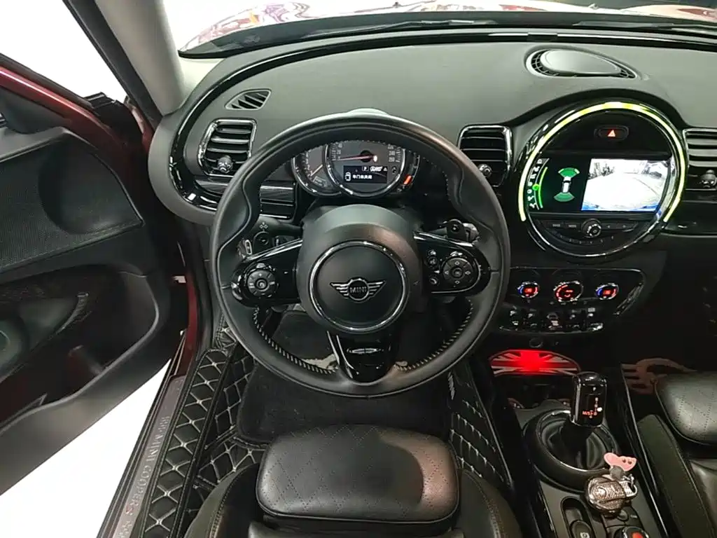 MINI Mini Clubman — фото 11