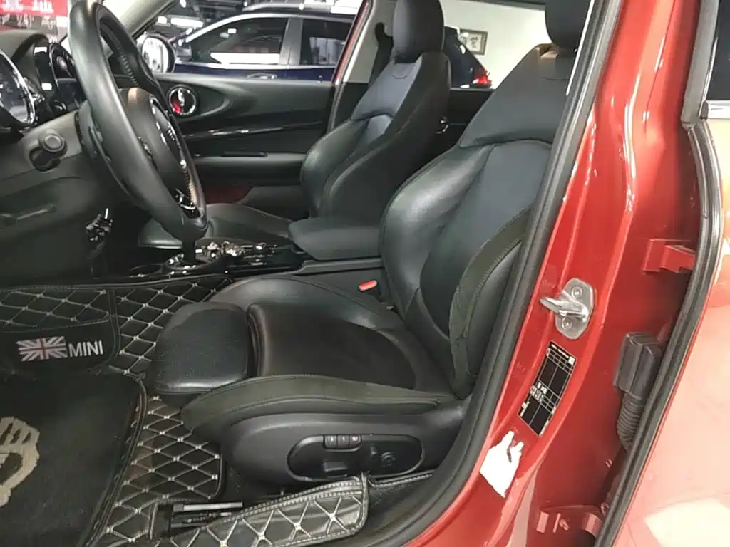 MINI Mini Clubman — фото 15