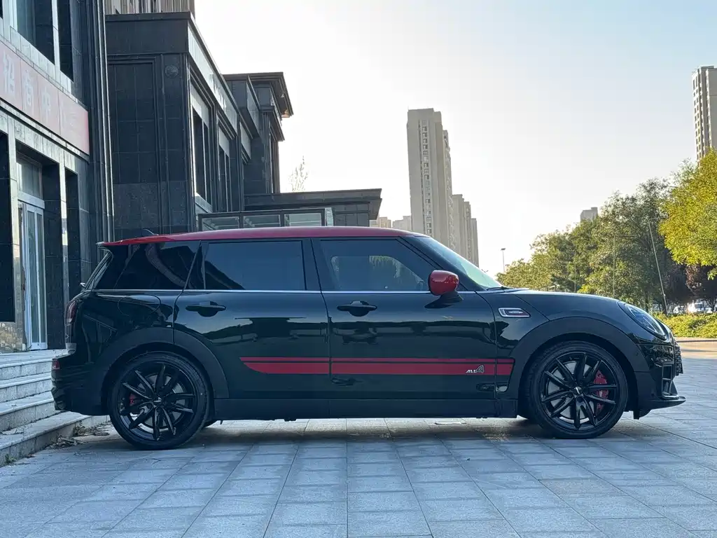 MINI Mini JCW Clubman — фото 4