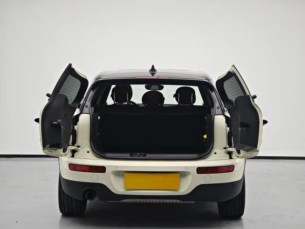 MINI Mini Clubman — фото 11
