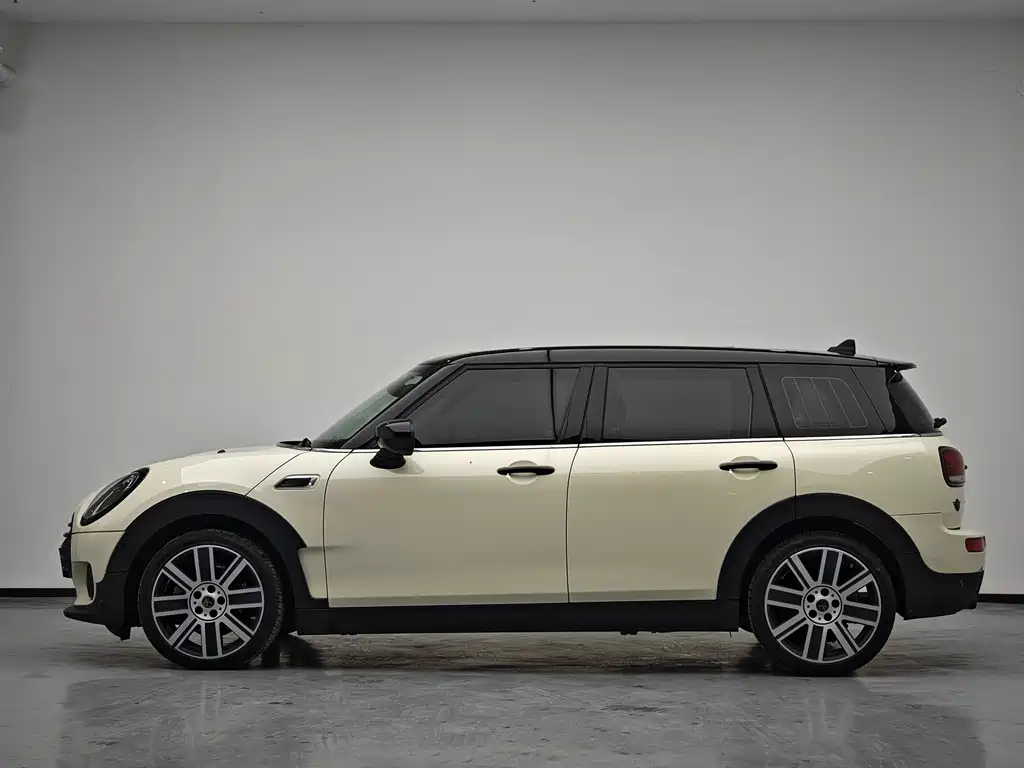 MINI Mini Clubman — фото 7