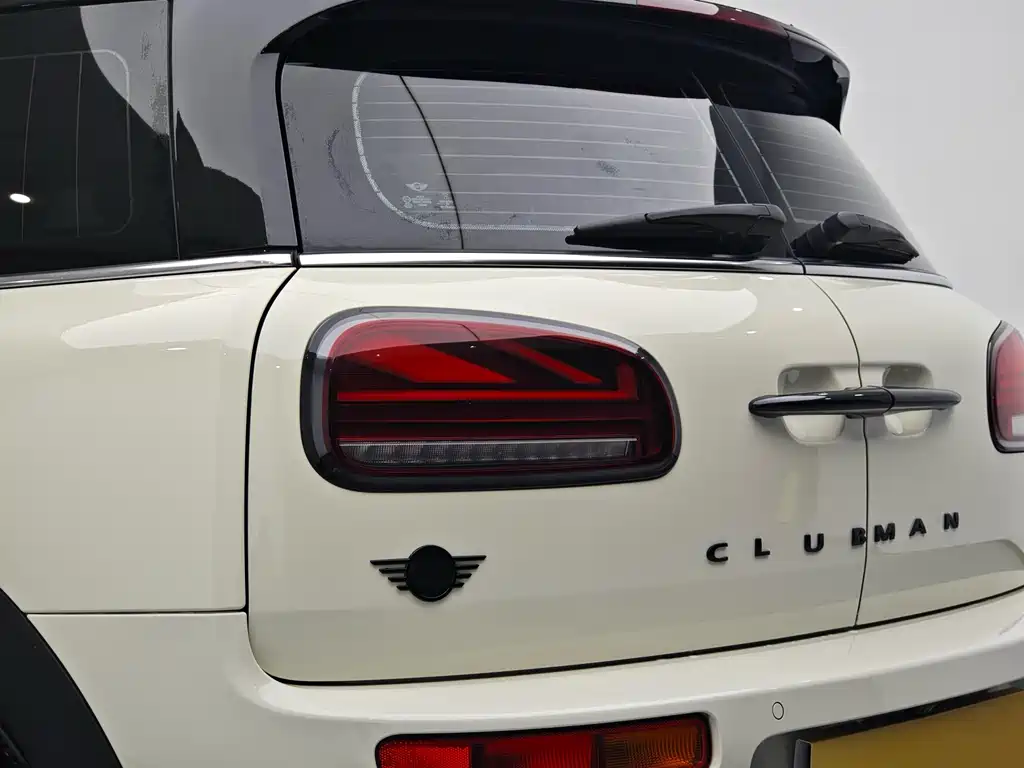 MINI Mini Clubman — фото 9