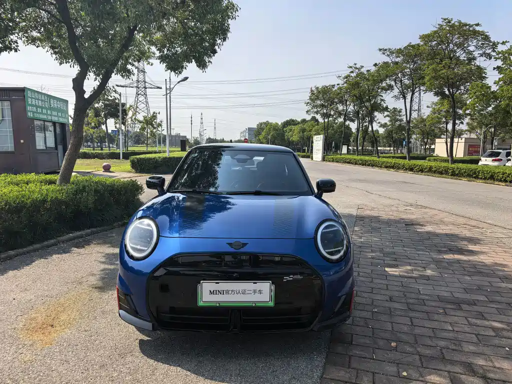 MINI MINI JCW EV — фото 3