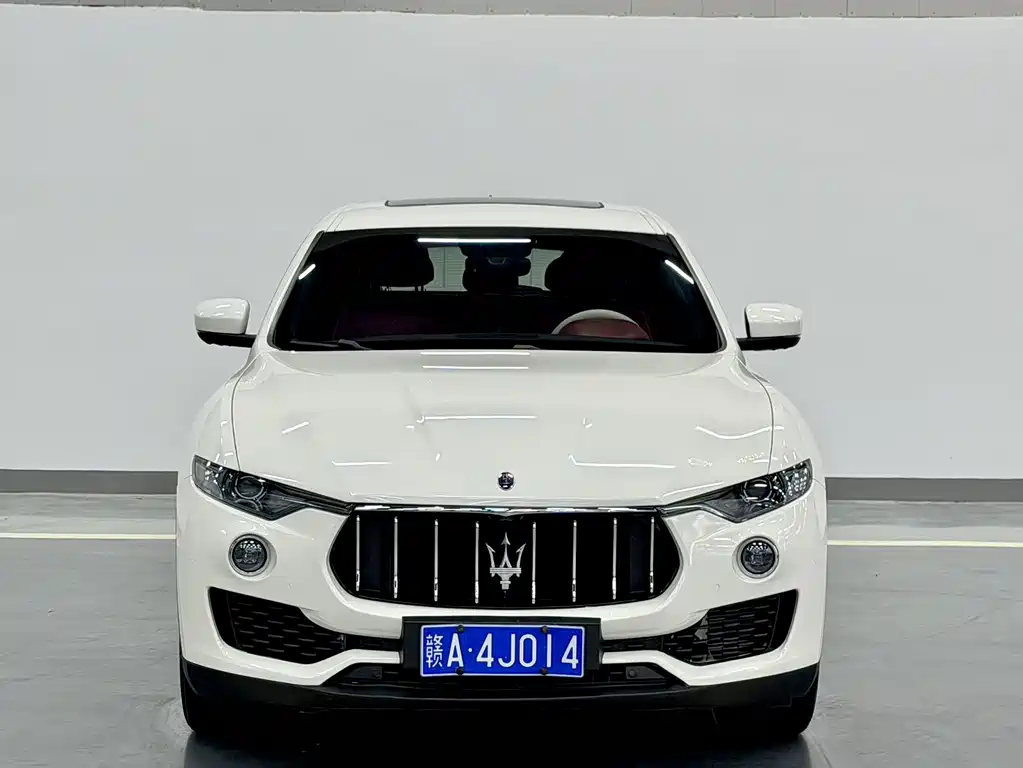 Maserati Levante — фото 2
