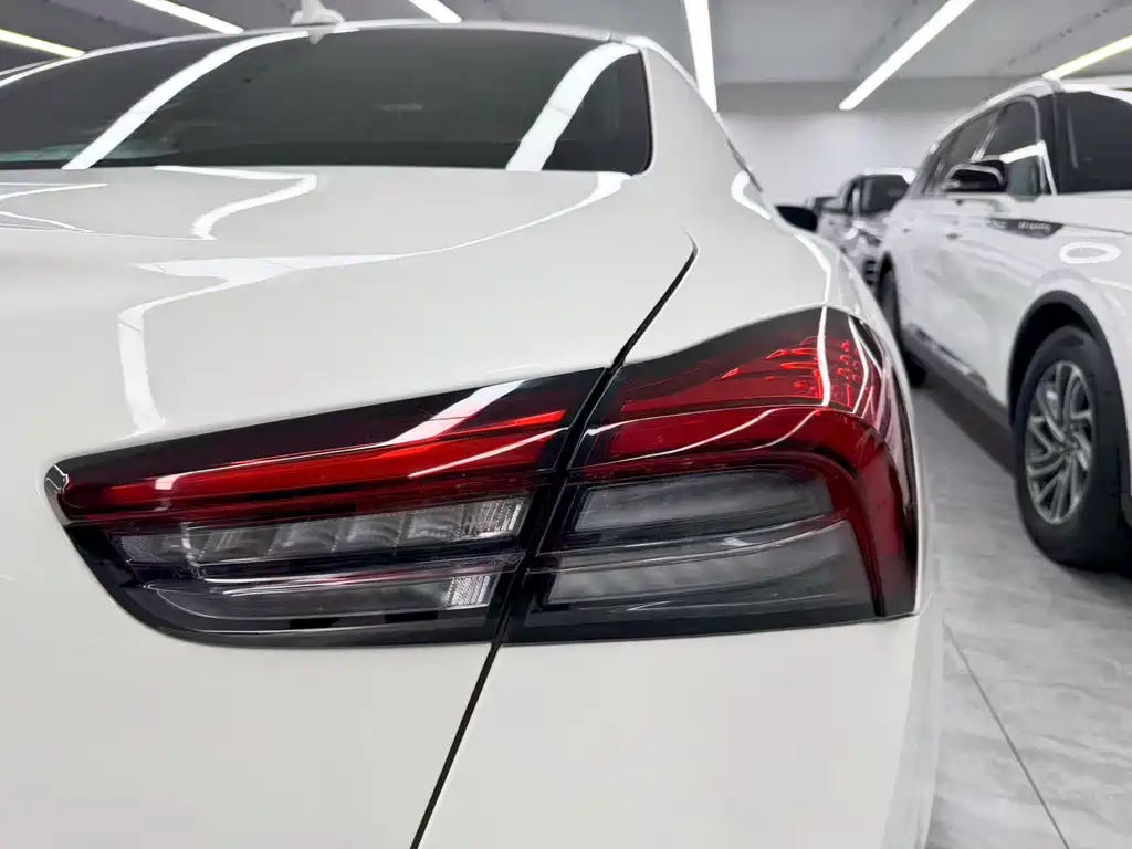 Maserati Ghibli — фото 20
