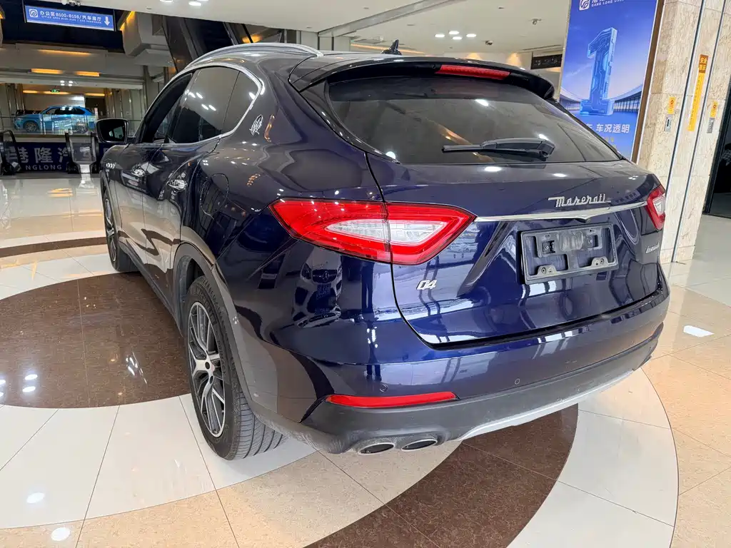 Maserati Levante — фото 15