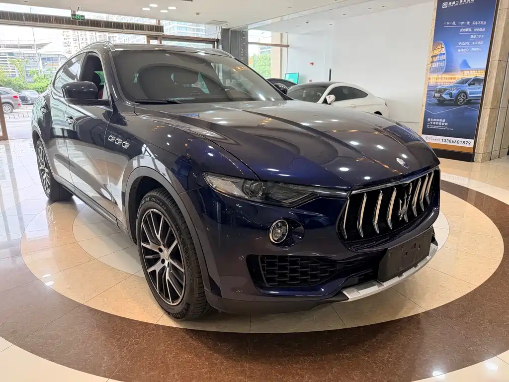 Maserati Levante — фото 3