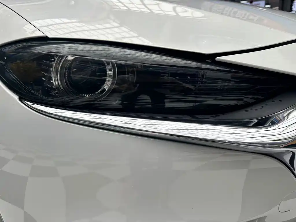 Mazda CX-4 — фото 4