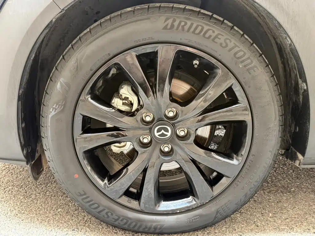 Mazda CX-30 — фото 24