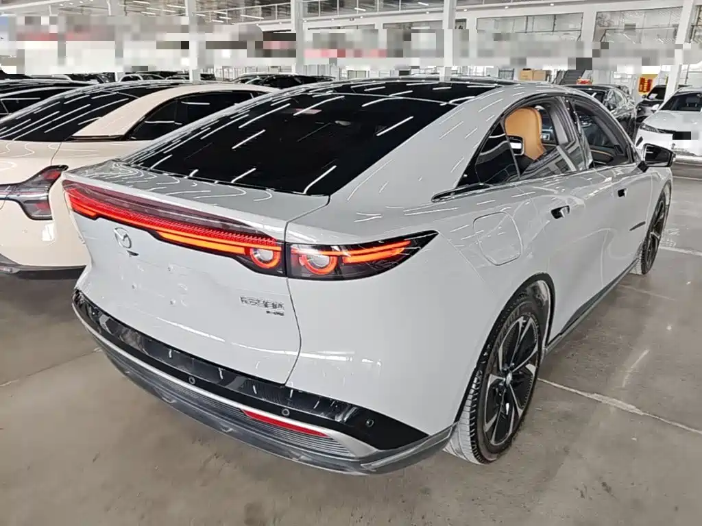 Mazda EZ-6 — фото 7