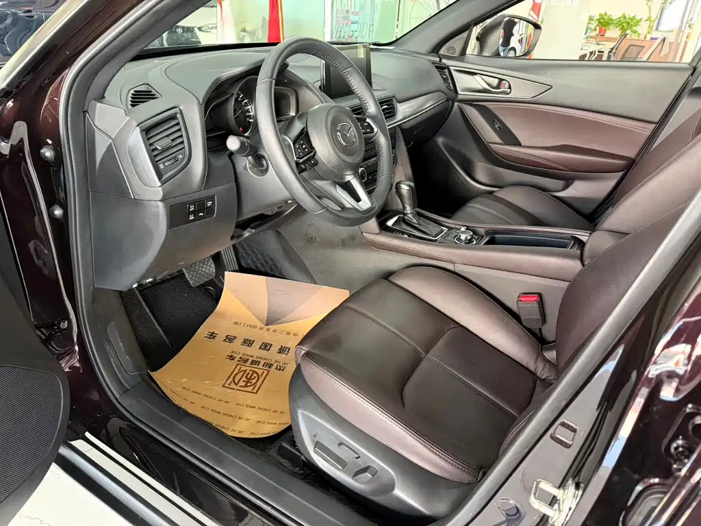 Mazda CX-4 — фото 3