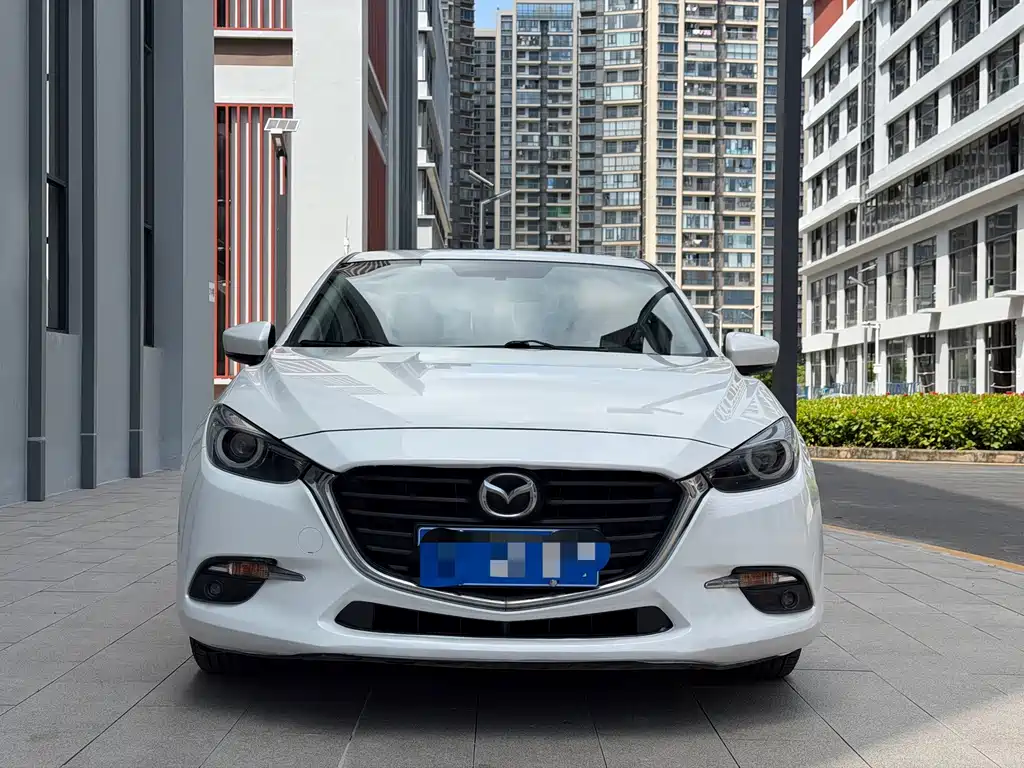 Mazda 3 Axela — фото 2