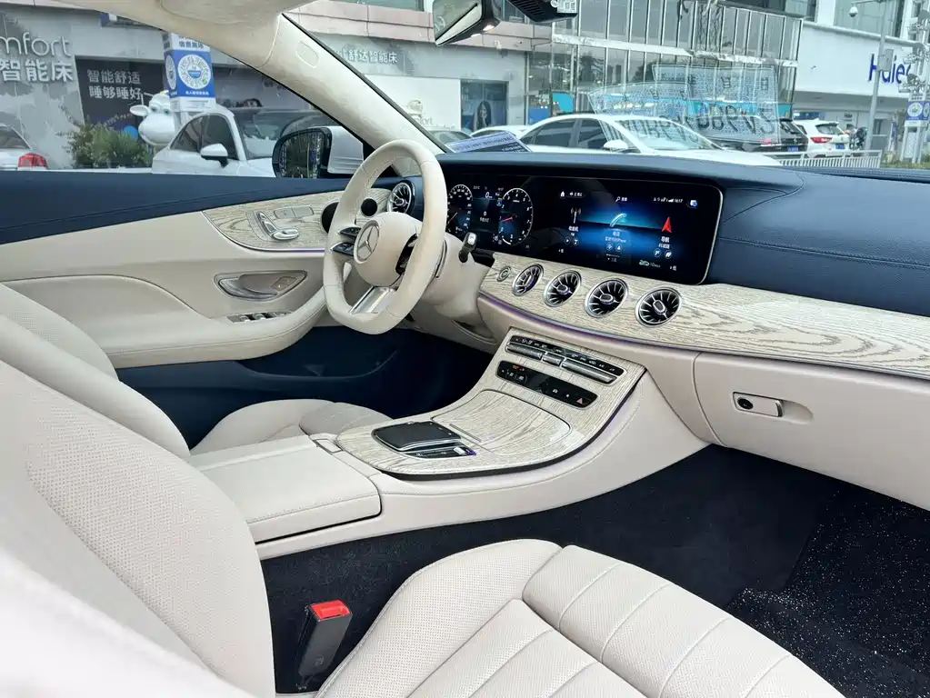 Mercedes-Benz E-Class (Import) — фото 3