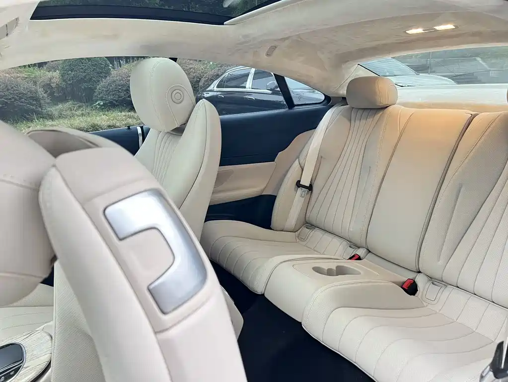 Mercedes-Benz E-Class (Import) — фото 4
