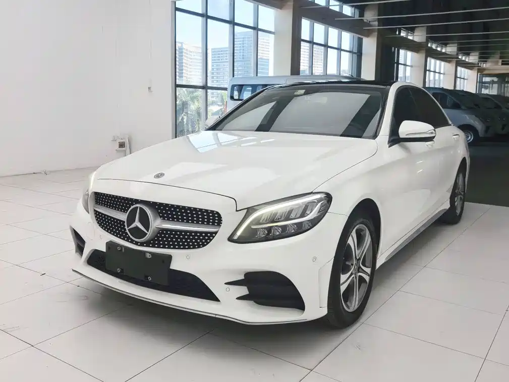 Mercedes-Benz C-Class — фото 2