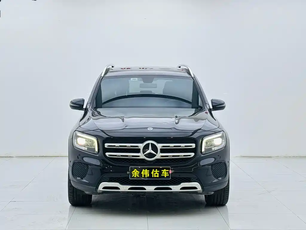 Mercedes-Benz GLB — фото 3