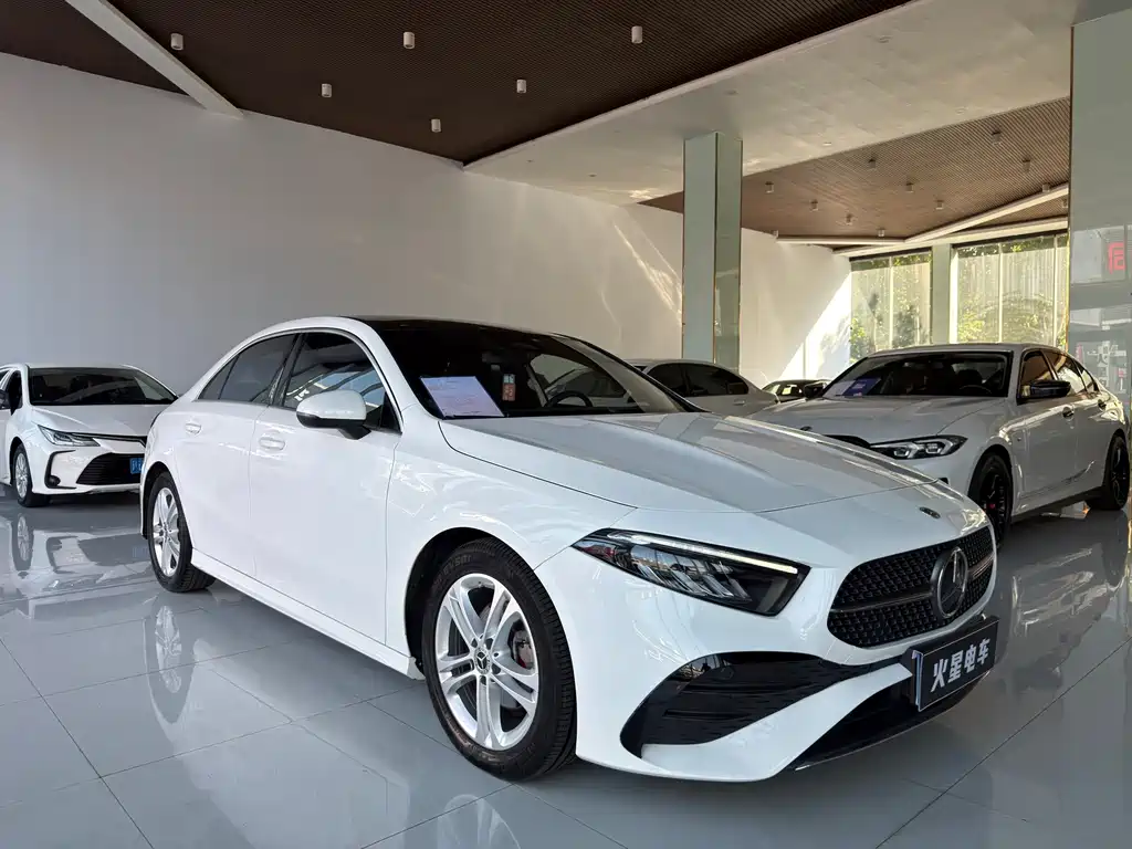 Mercedes-Benz A-Class — фото 2