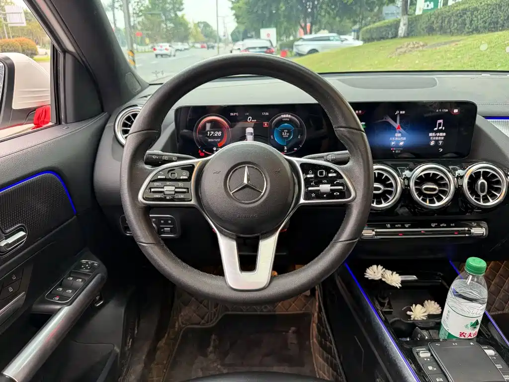 Mercedes-Benz GLA — фото 14