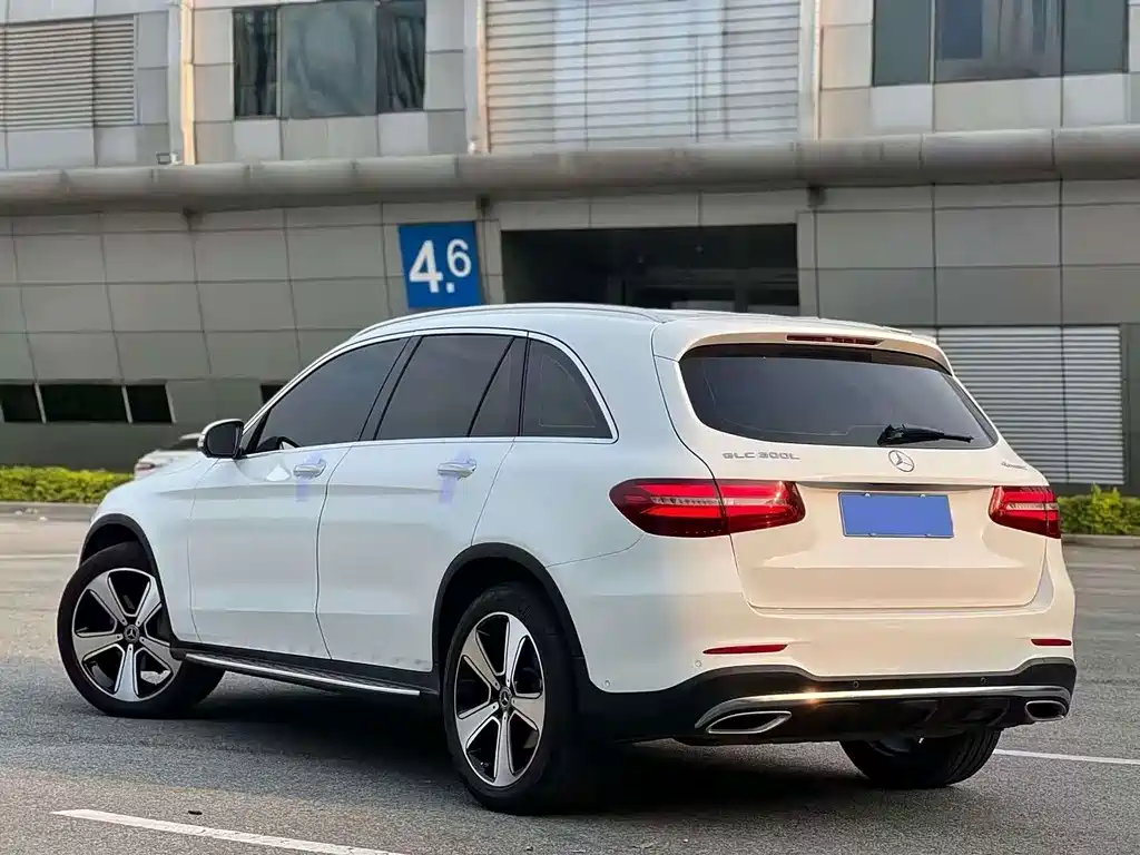 Mercedes-Benz GLC — фото 4