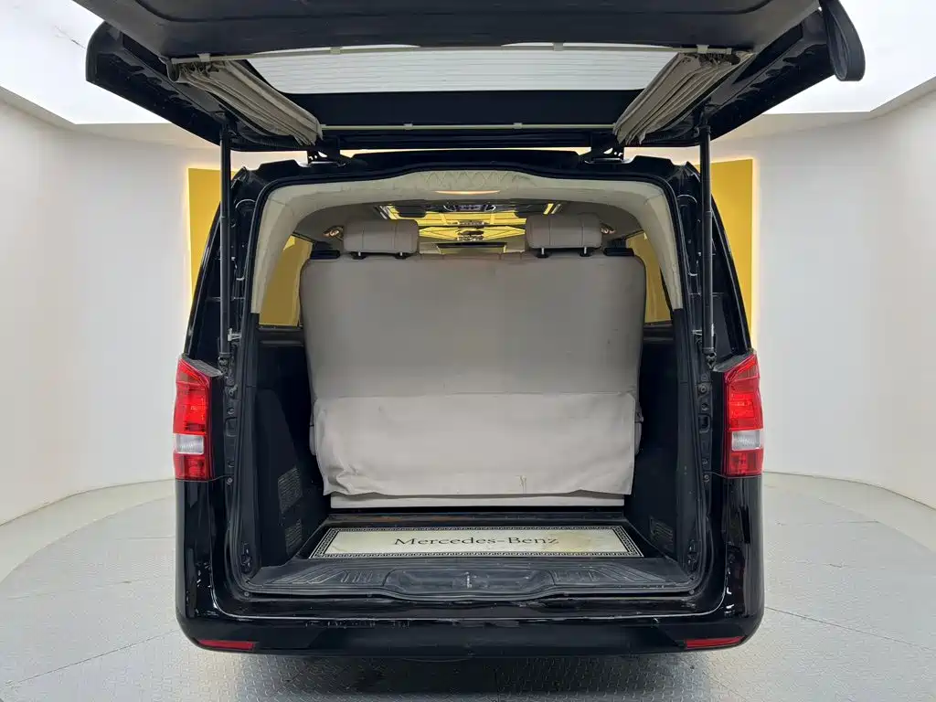 Mercedes-Benz Vito — фото 11