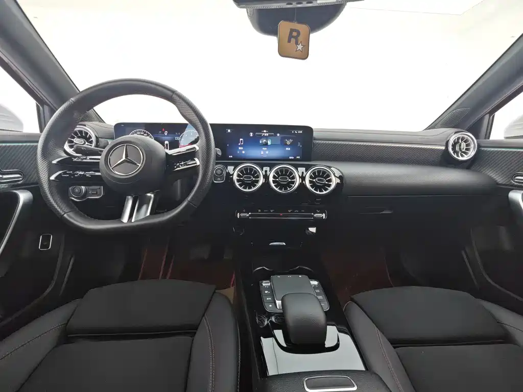 Mercedes-Benz A-Class — фото 20