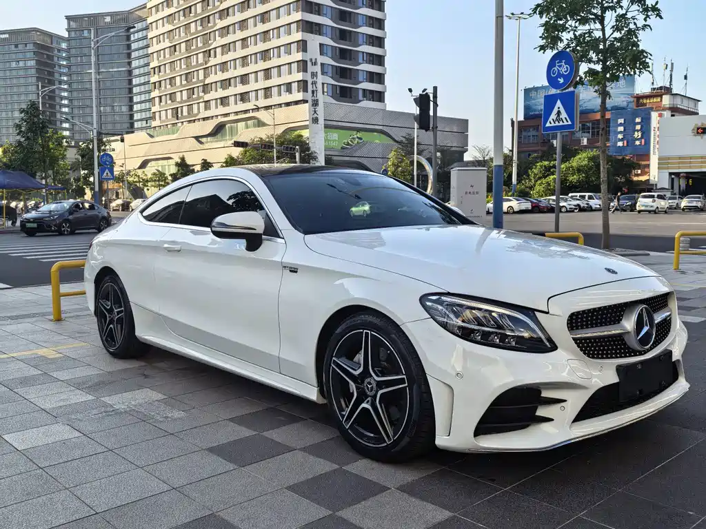 Mercedes-Benz C-Class (Import) — фото 3