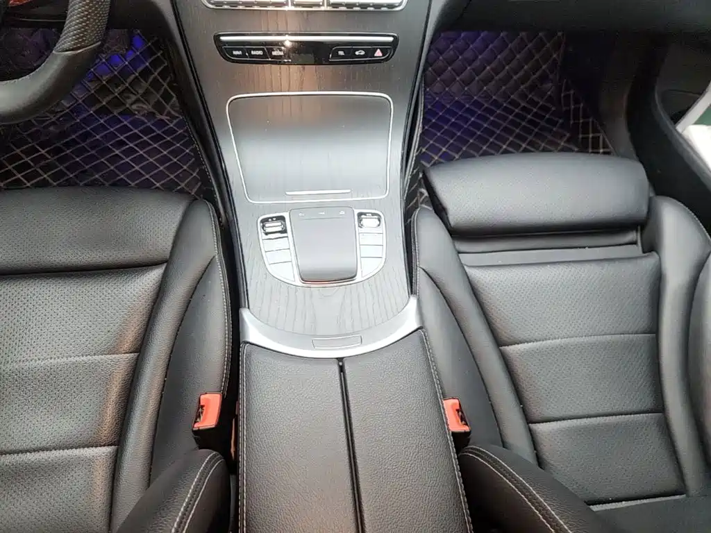 Mercedes-Benz C-Class — фото 14