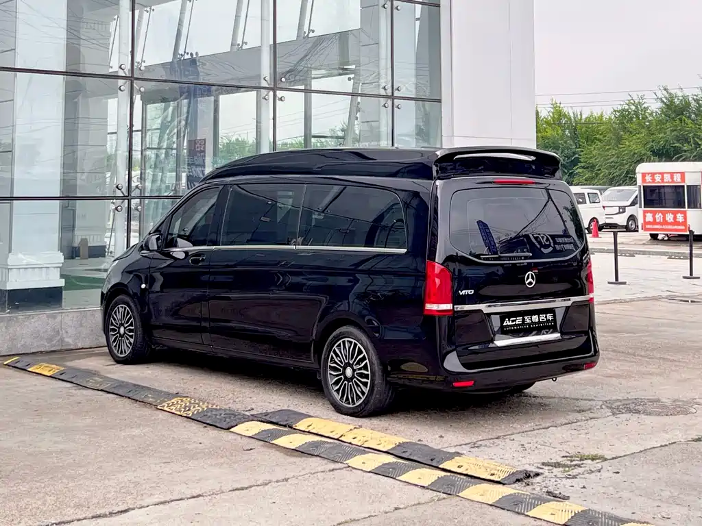 Mercedes-Benz Vito — фото 6