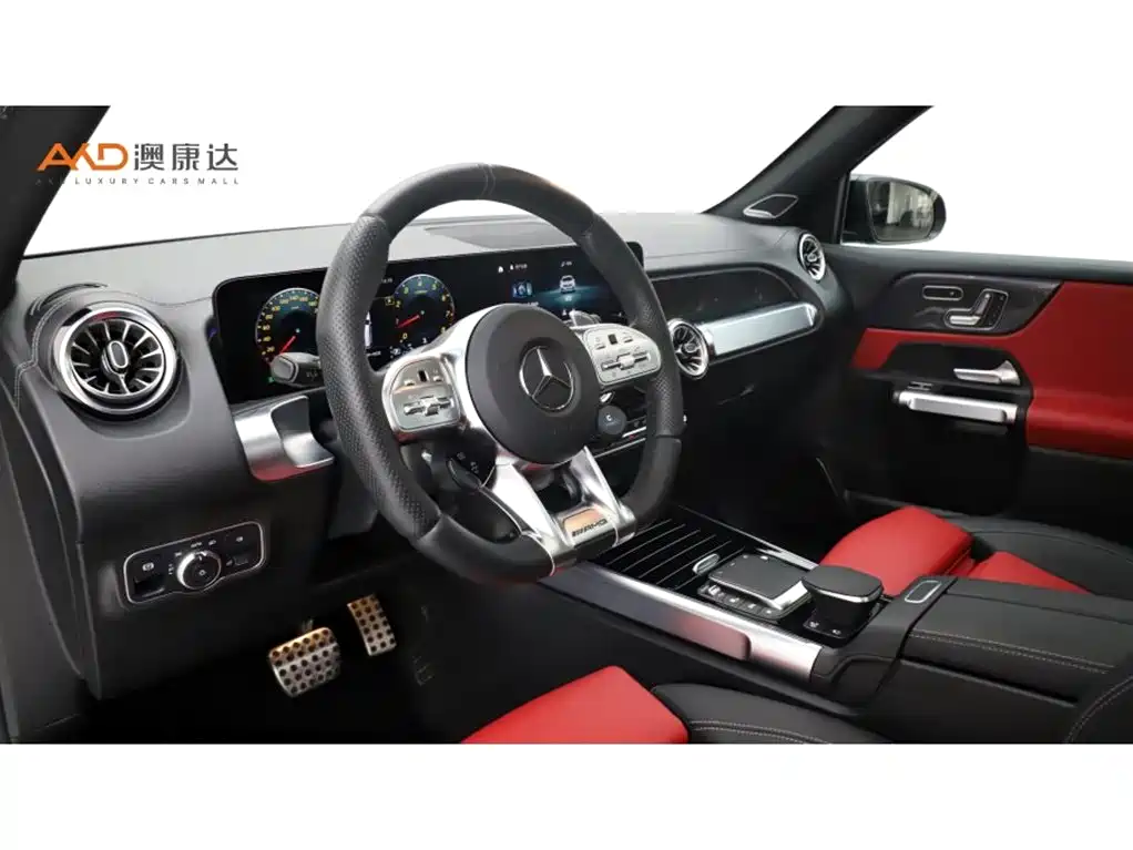 Mercedes-Benz GLB AMG — фото 6