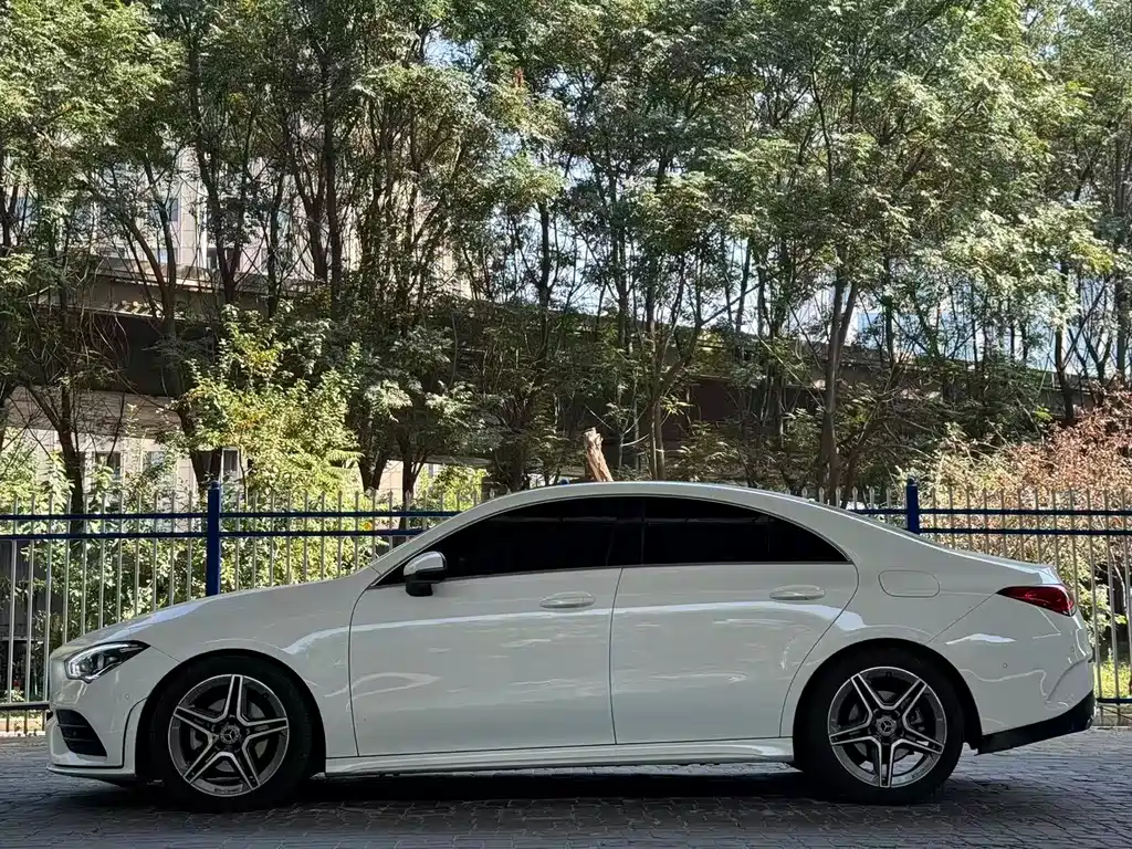 Mercedes-Benz CLA (Import) — фото 13