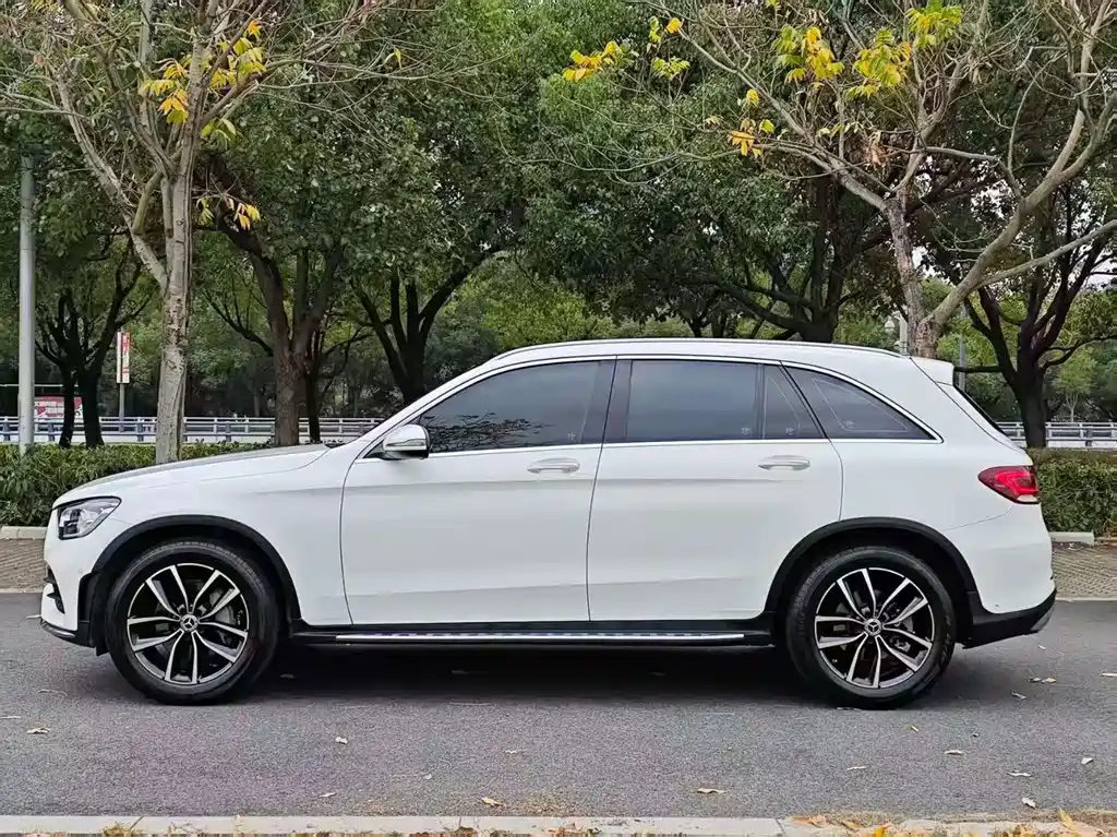 Mercedes-Benz GLC — фото 7