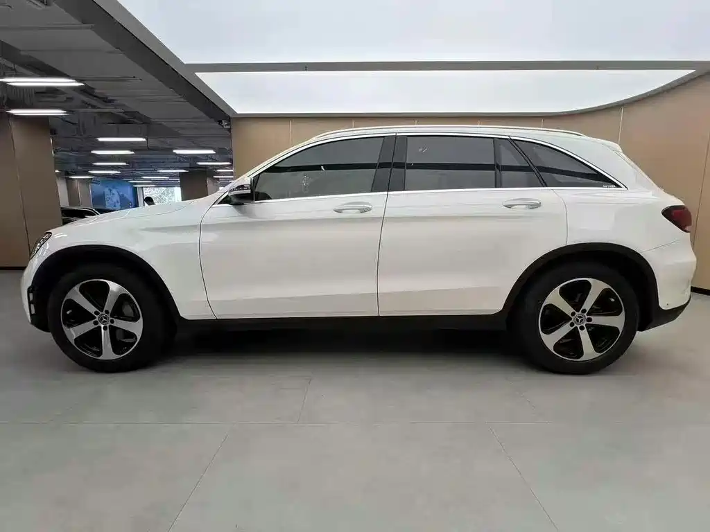 Mercedes-Benz GLC — фото 3