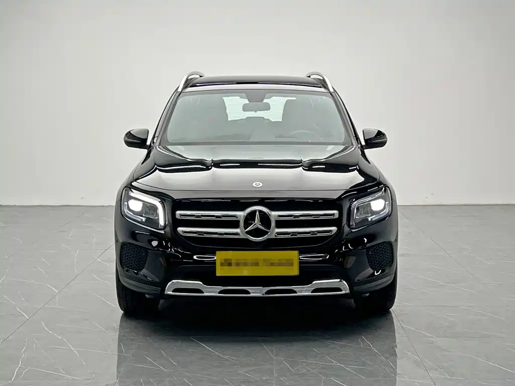 Mercedes-Benz GLB — фото 2