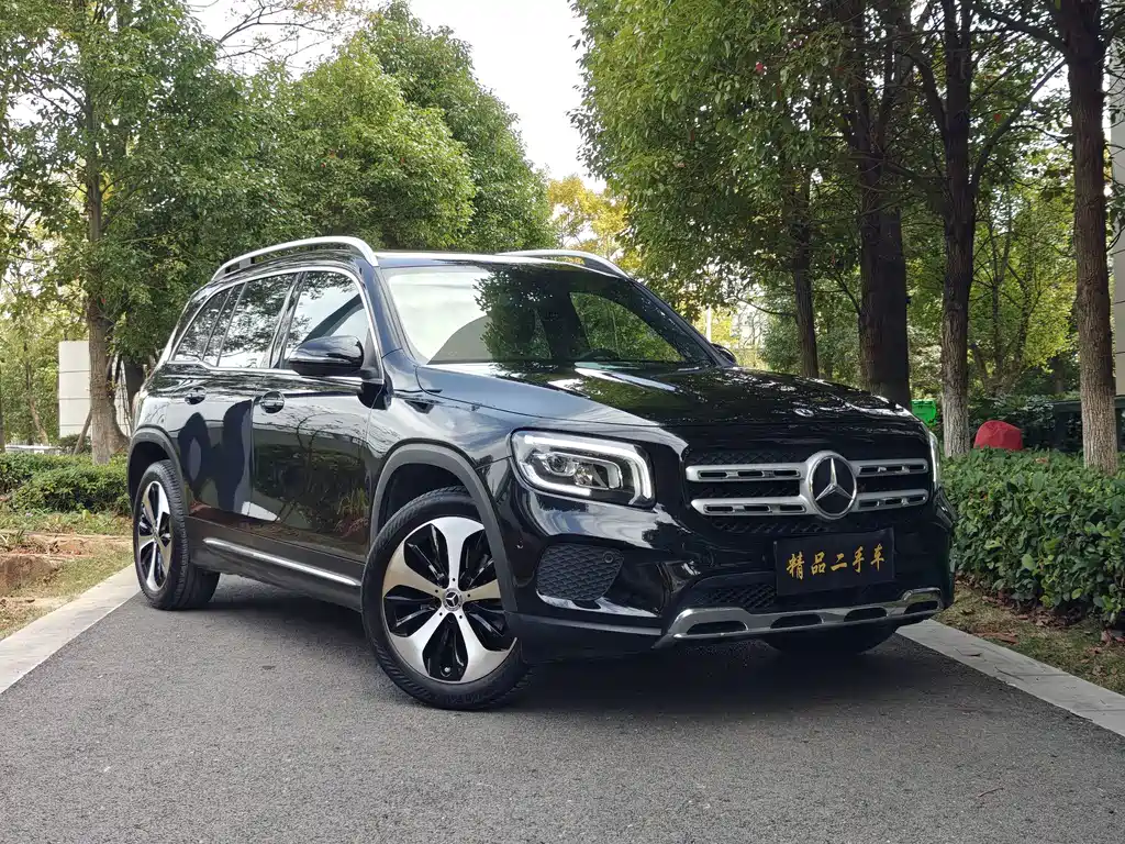 Mercedes-Benz GLB — фото 3