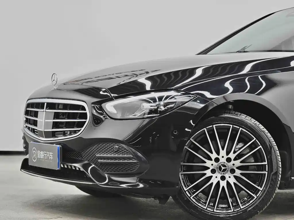 Mercedes-Benz C-Class — фото 33