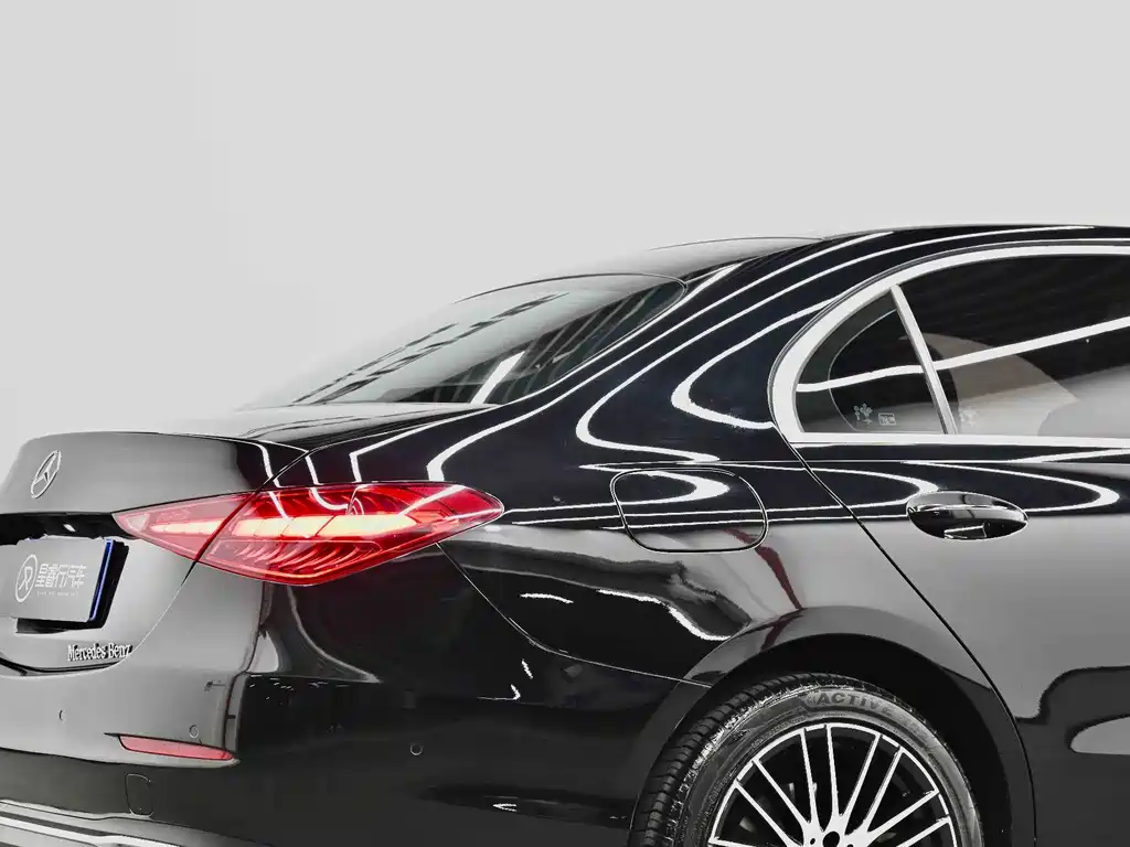 Mercedes-Benz C-Class — фото 10