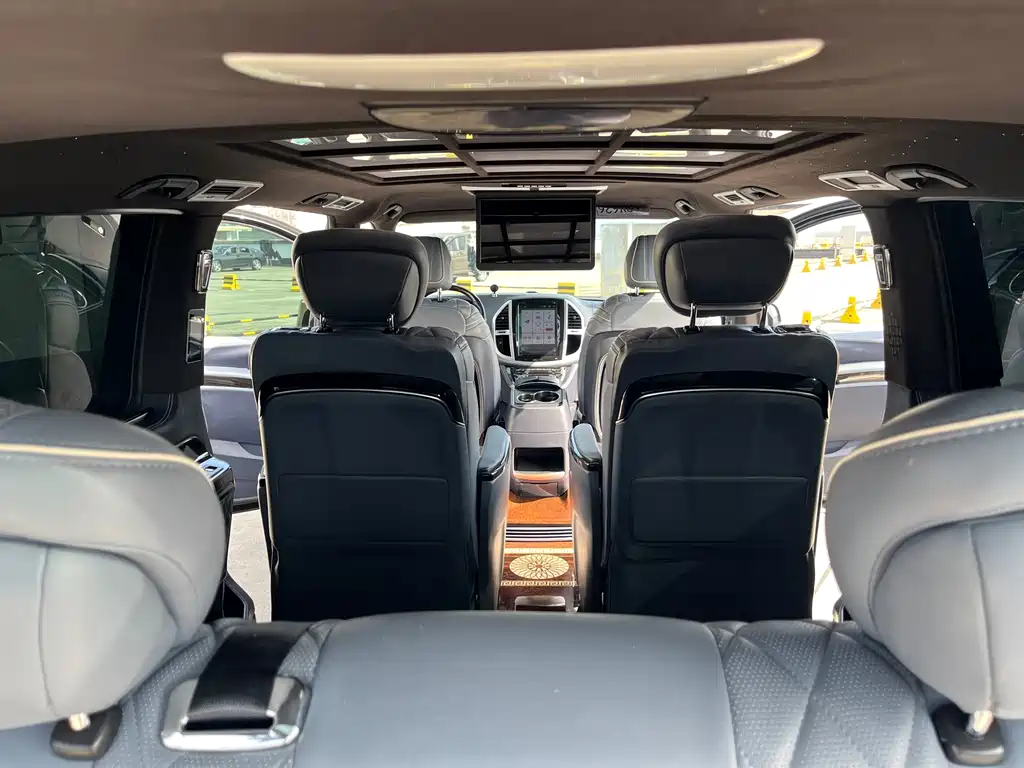 Mercedes-Benz Vito — фото 9