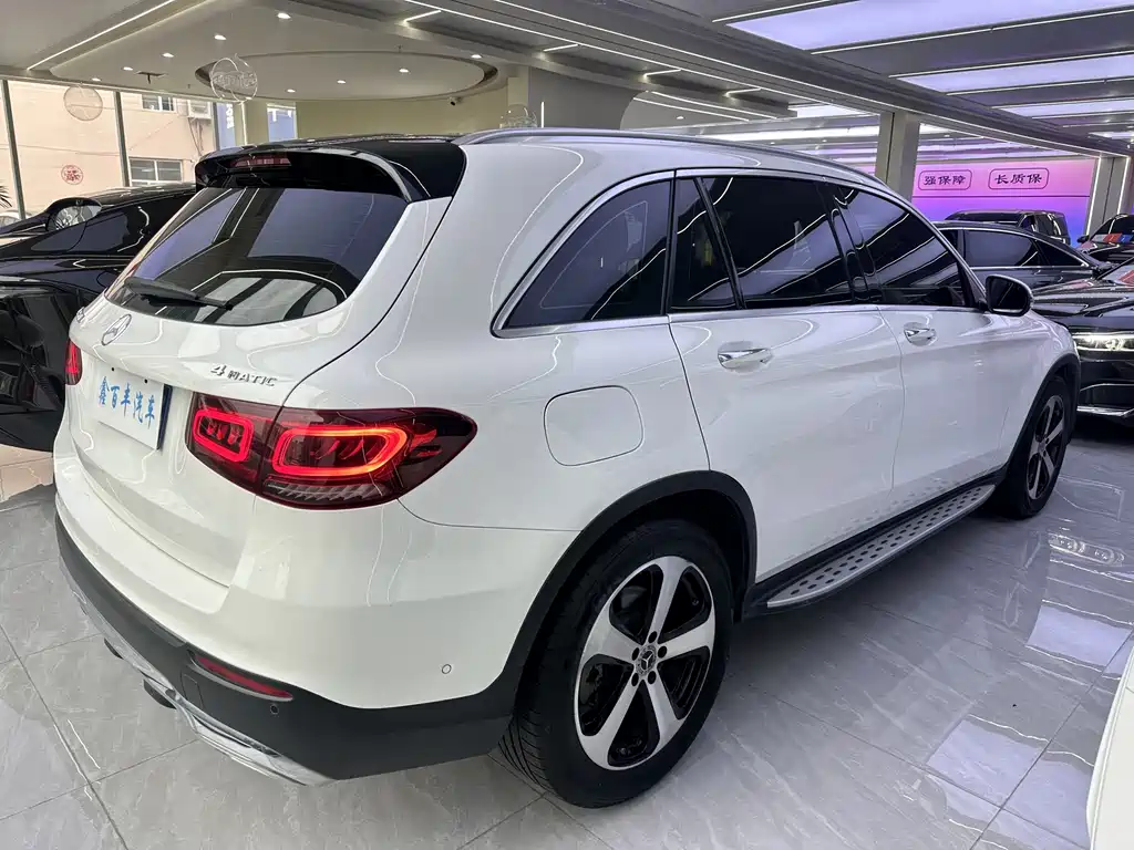 Mercedes-Benz GLC — фото 8