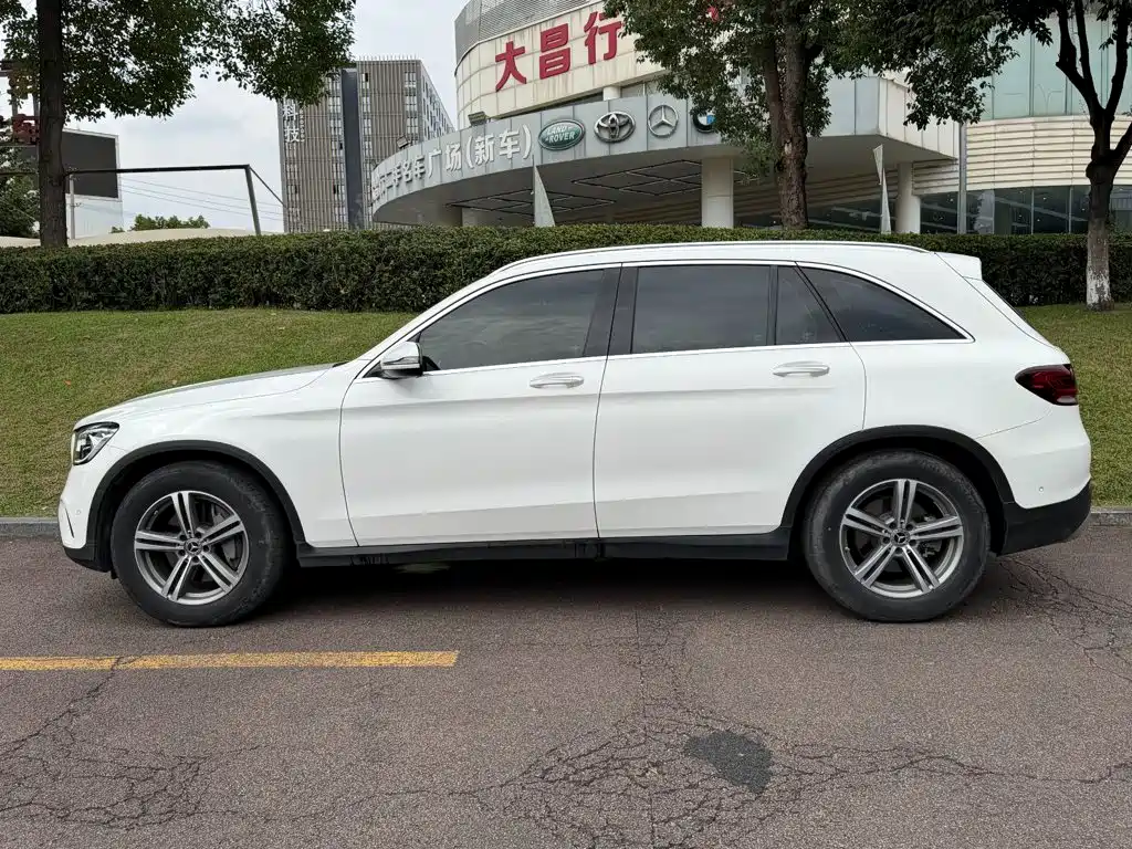 Mercedes-Benz GLC — фото 3