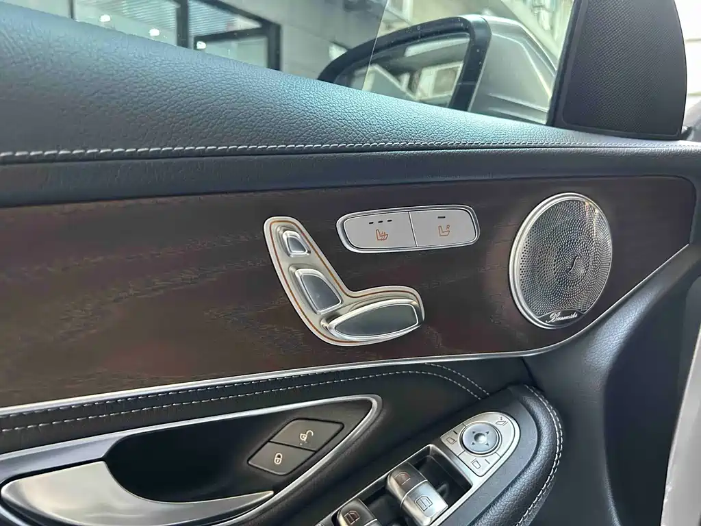 Mercedes-Benz GLC — фото 13