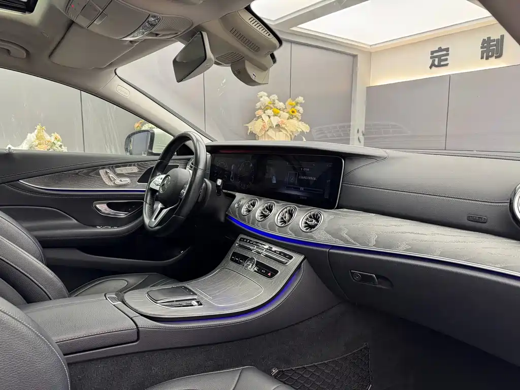 Mercedes-Benz CLS — фото 7