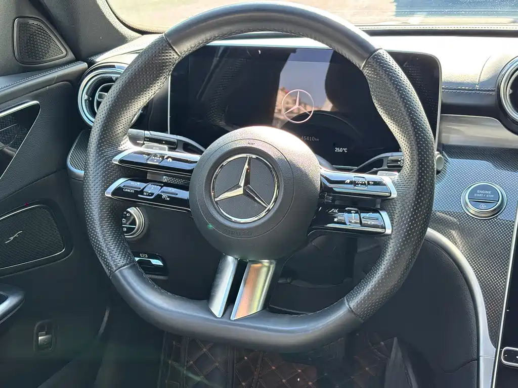 Mercedes-Benz C-Class — фото 13