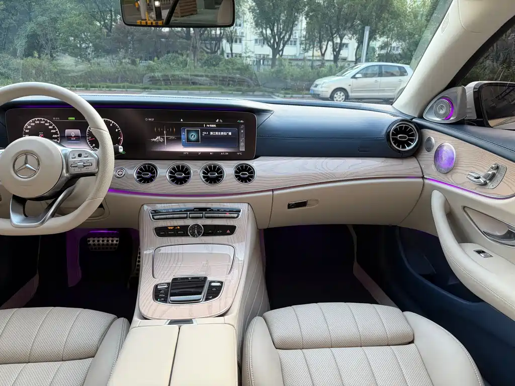 Mercedes-Benz E-Class (Import) — фото 9