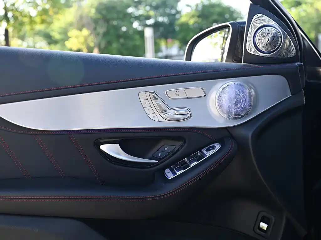 Mercedes-Benz GLC AMG — фото 6