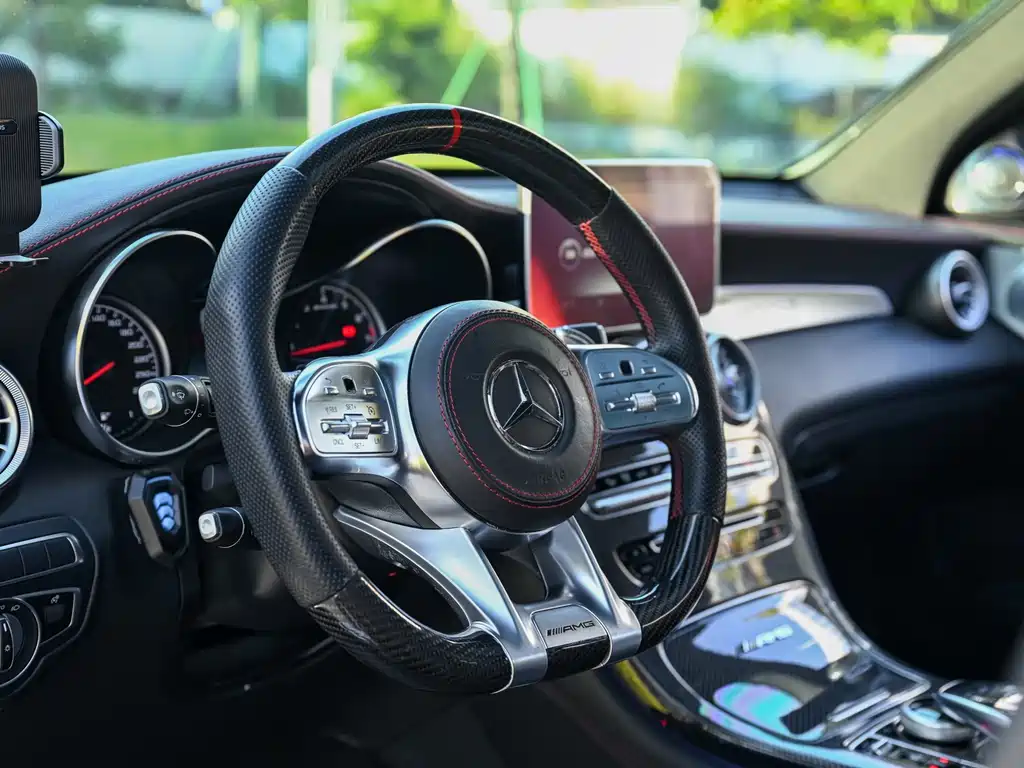 Mercedes-Benz GLC AMG — фото 8