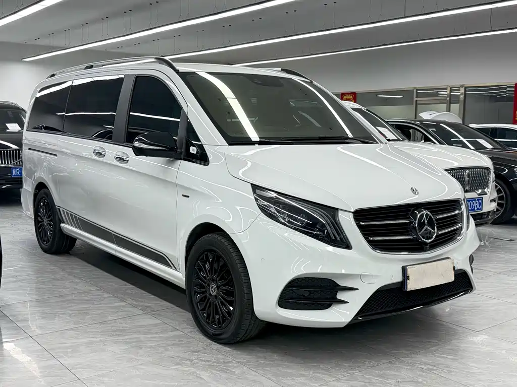 Mercedes-Benz V-Class — фото 3