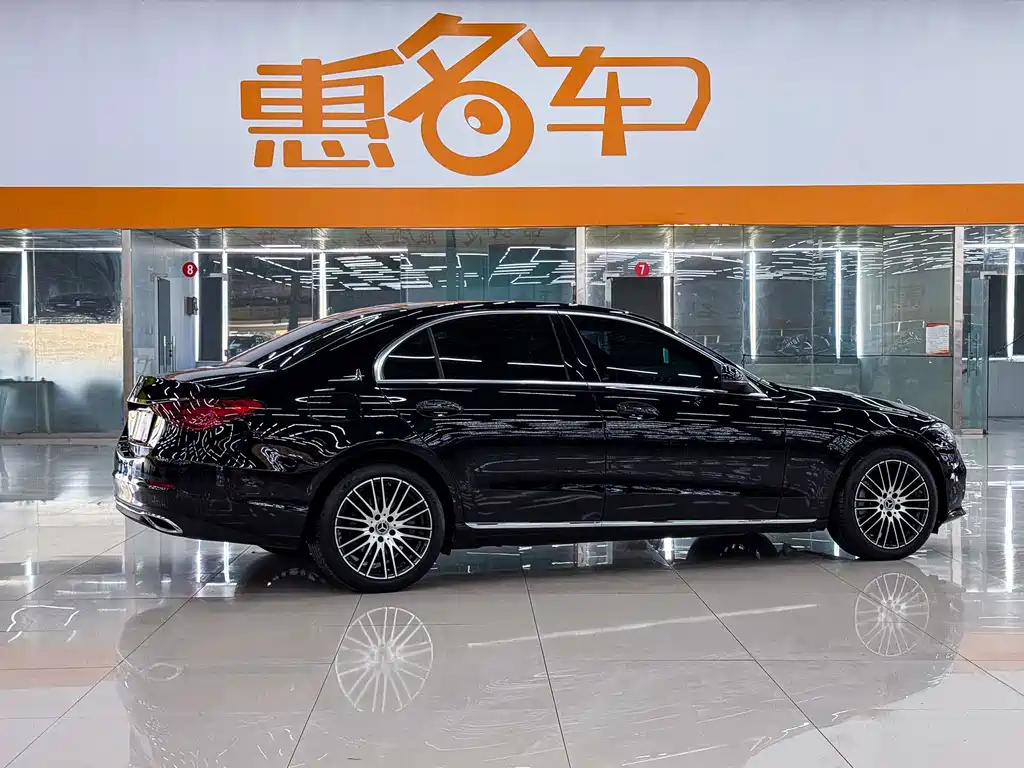 Mercedes-Benz C-Class — фото 14