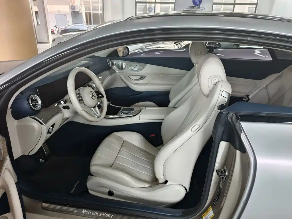 Mercedes-Benz E-Class (Import) — фото 4